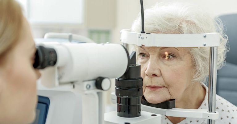 Eye test could spot the early signs of dementia