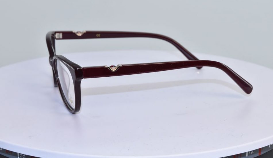 sasha glasses