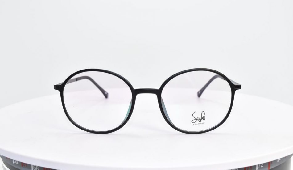 sasha glasses