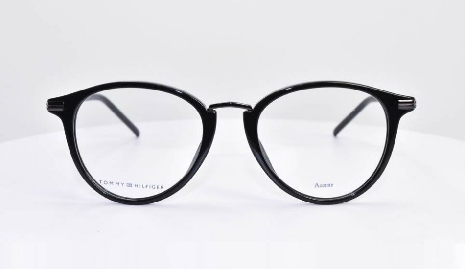 black framed tommy hilfiger glasses