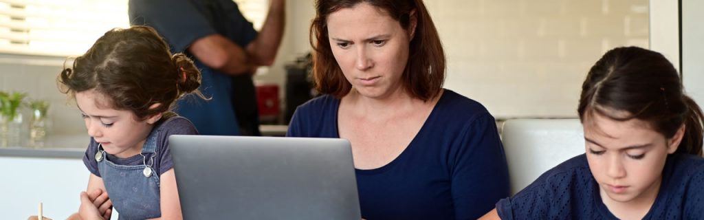 A guide to keeping your eyes healthy as you work from home