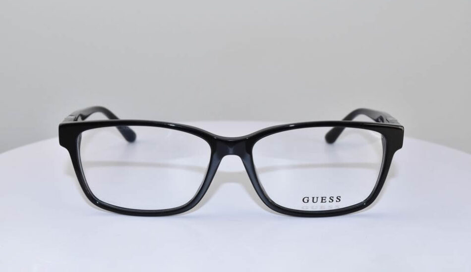 Guess glasses