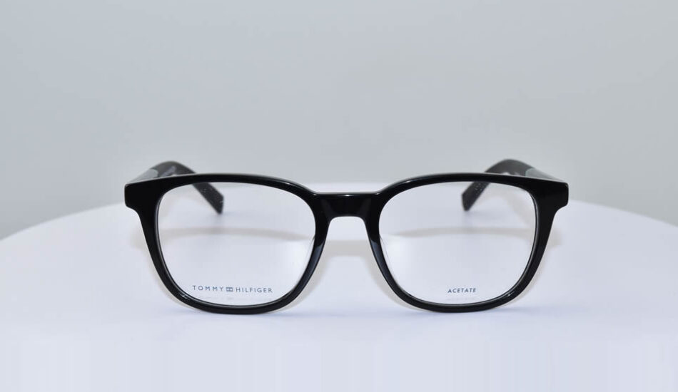 tommy hilfiger glasses