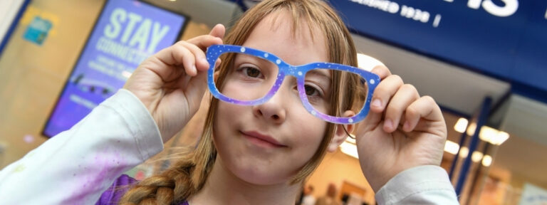 Heulwen has a winning eye for out-of-this-world specs image