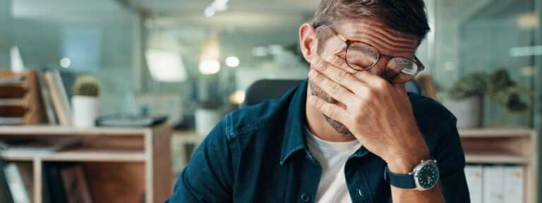 Why does my vision feel worse when I’m tired? image